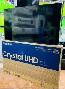 SAMSUNG UHD crystals TU8000